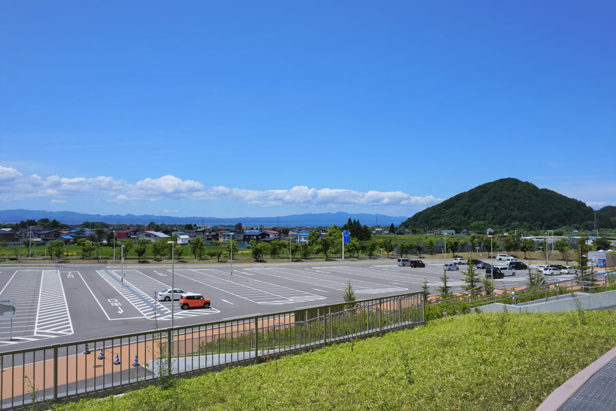 新青森県総合運動公園の写真 ©掬茶(CC BY-SA 4.0)