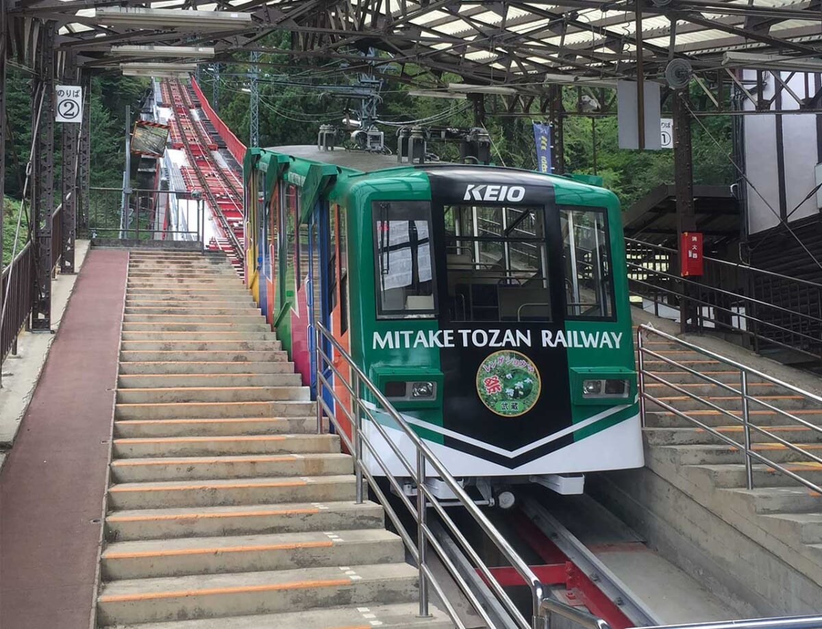 御岳登山鉄道の写真 ©Y(CC BY-SA 4.0)