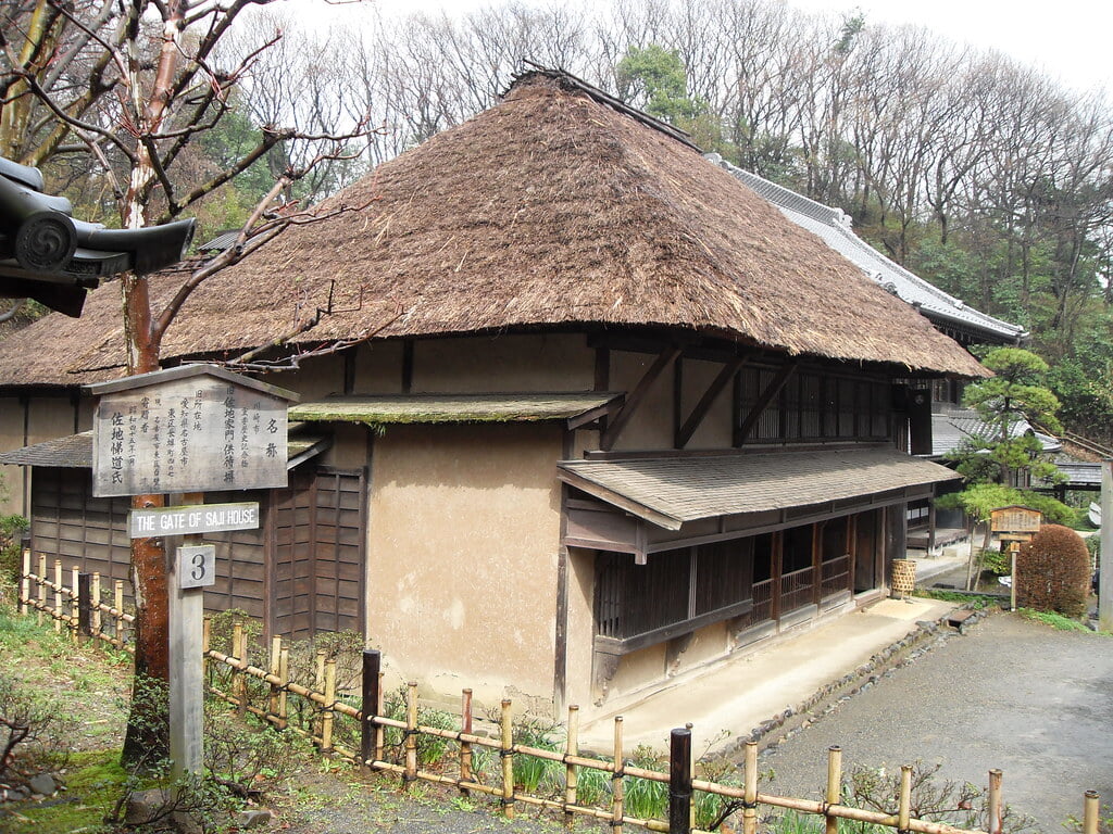 鈴木家住宅の写真 ©japanese_craft_construction(CC BY 2.0)