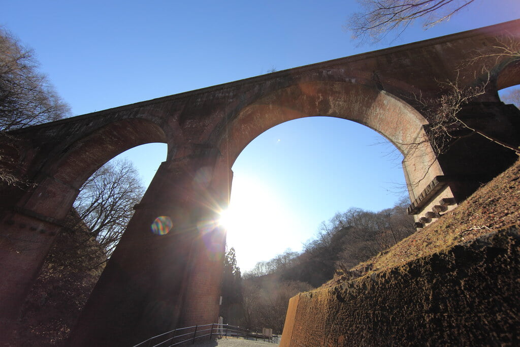 めがね橋の写真 ©TANAKA Juuyoh (田中十洋)(CC BY 2.0)