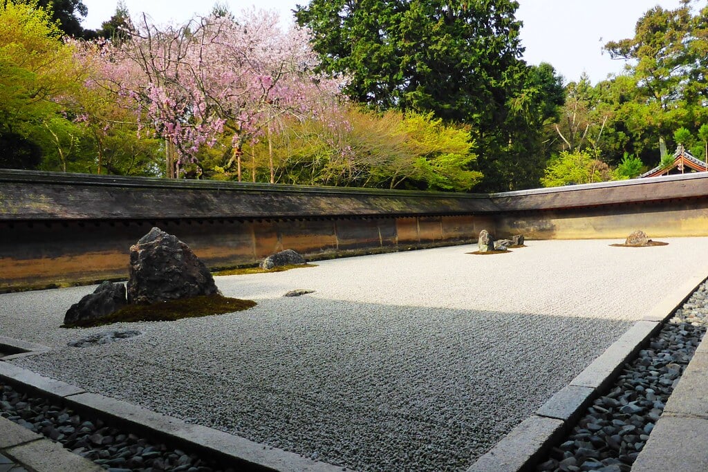 龍安寺の写真 ©Tetsuhiro Terada(CC BY 2.0)