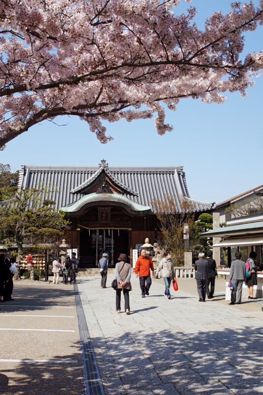 柿本神社の写真 ©663highland(CC-BY-SA-3.0)