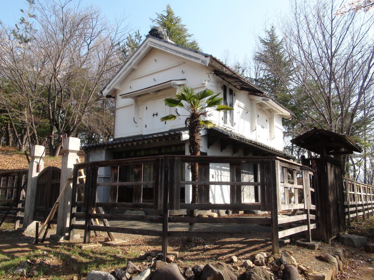 韮崎市民俗資料館の写真 ©さかおり(CC BY 3.0)