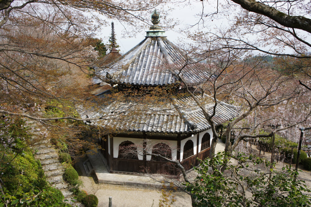 善峯寺の写真 ©663highland(CC-BY-SA-3.0)