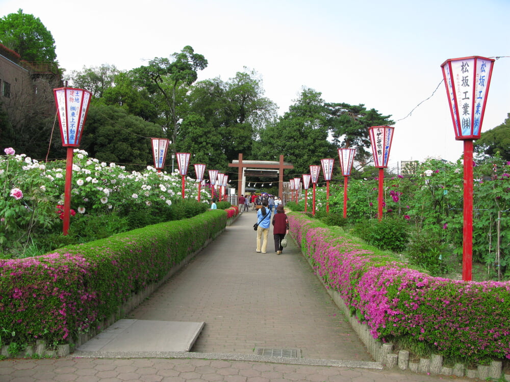 箭弓稲荷神社の写真 ©京浜にけ(CC BY-SA 3.0)