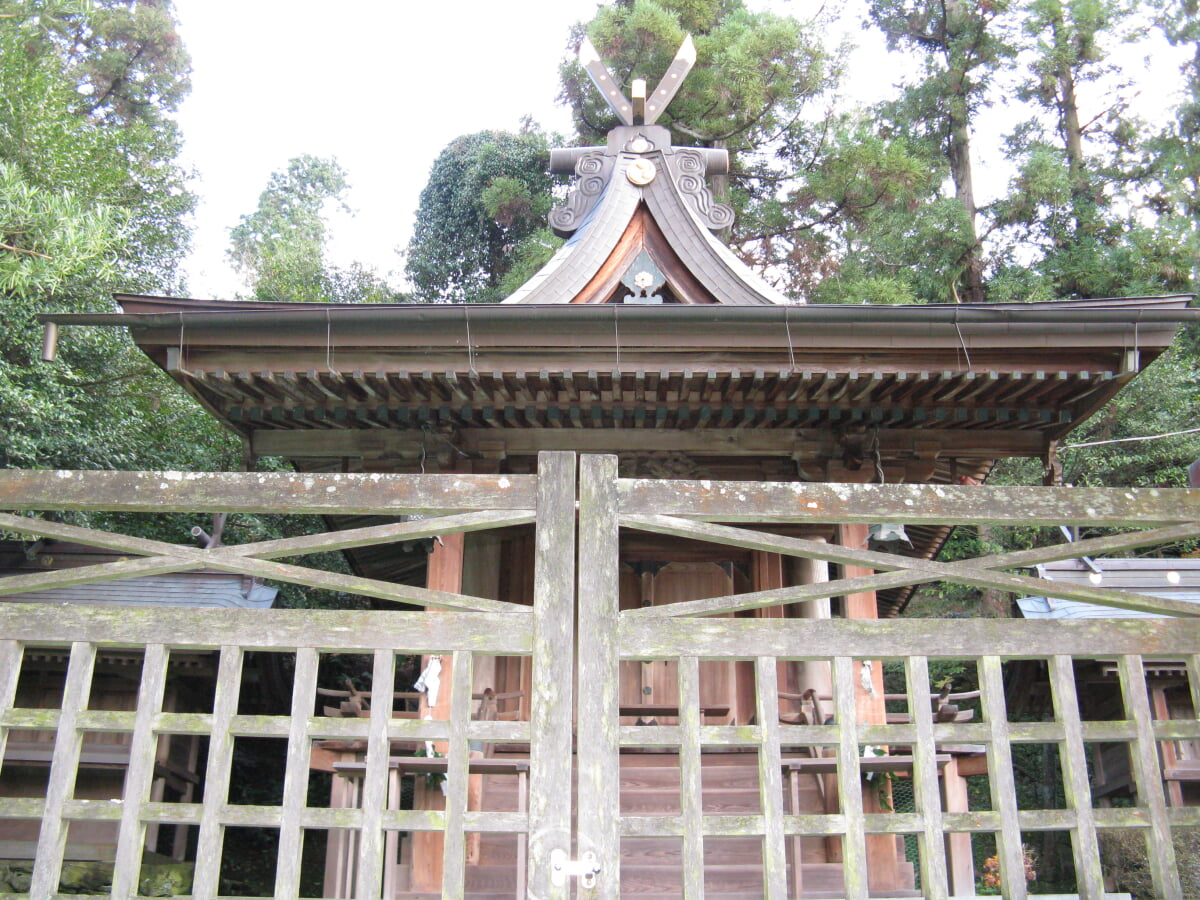 蟻通神社の写真 ©KENPEI(CC-BY-SA-3.0)