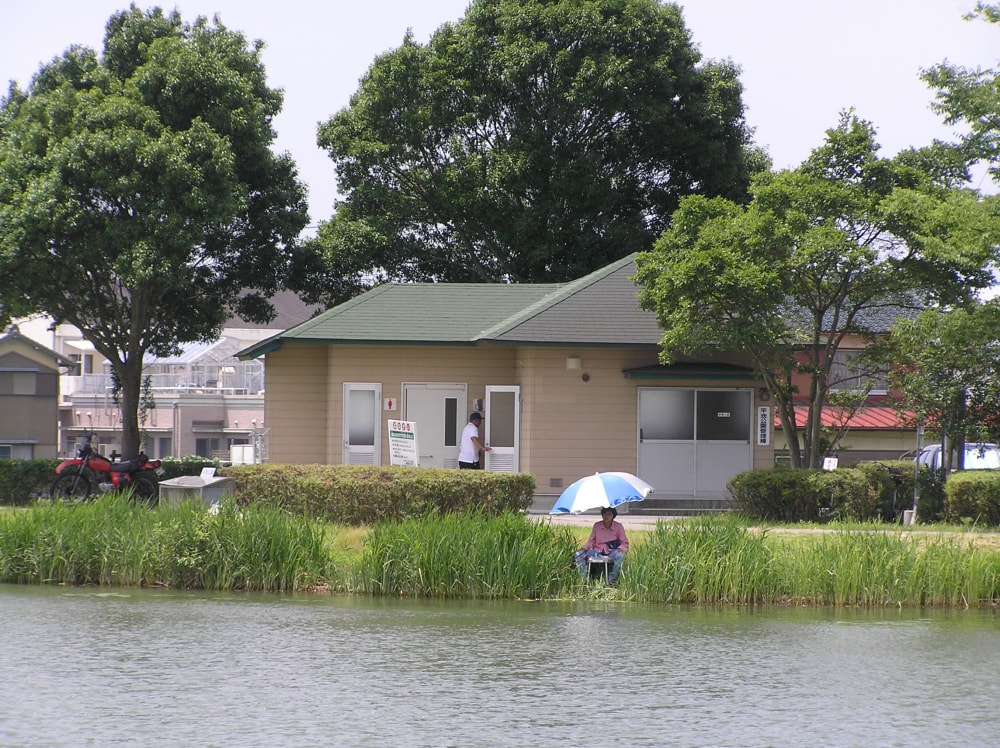 平池公園の写真 ©松岡明芳(CC BY-SA 3.0)