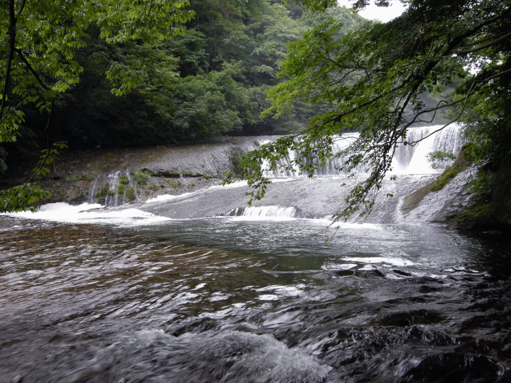 滑津大滝の写真 ©contri from Yonezawa-Shi, Yamagata, Japan(CC BY-SA 2.0)