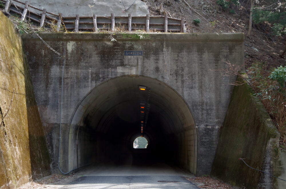 大迫ダムの写真 ©Gohachiyasu1214(CC BY-SA 4.0)