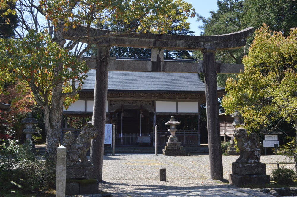 浦嶋神社の写真 ©Asturio(CC BY-SA 4.0)