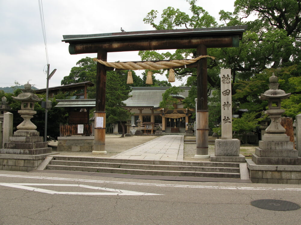 龍田神社の写真 ©Kansai explorer(CC-BY-SA-3.0)