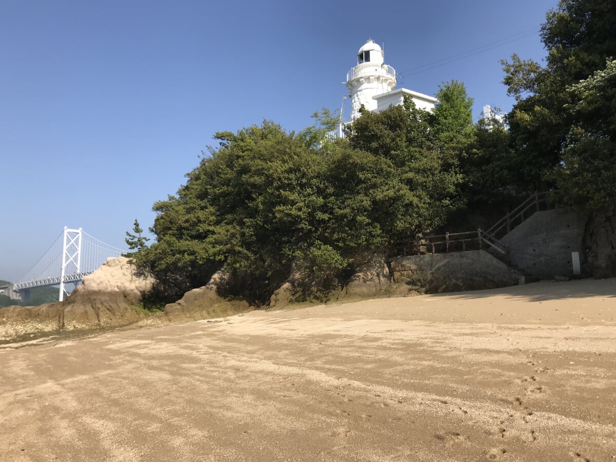 大浜埼灯台の写真 ©そらみみ(CC BY-SA 4.0)