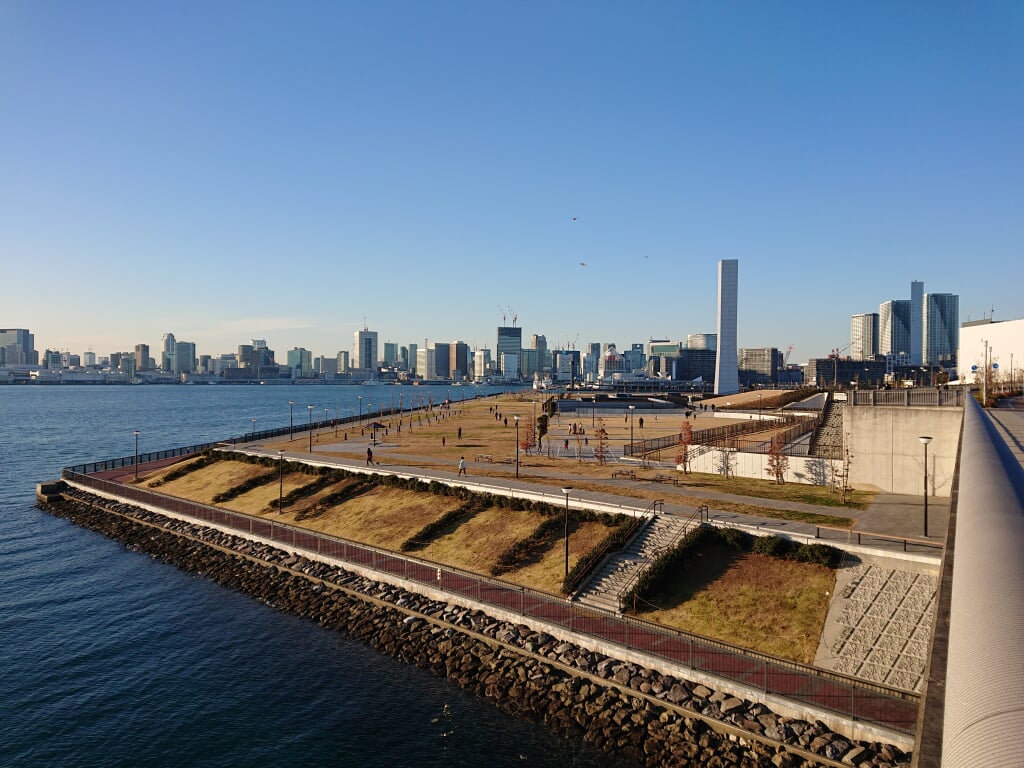 豊洲ぐるり公園の写真 ©Lombroso(CC BY-SA 4.0)