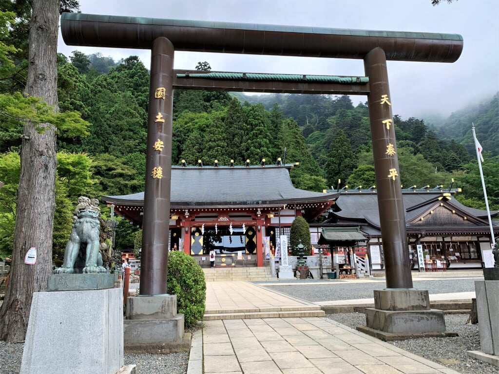 大山阿夫利神社の写真 ©Dandy1022(CC BY-SA 4.0)