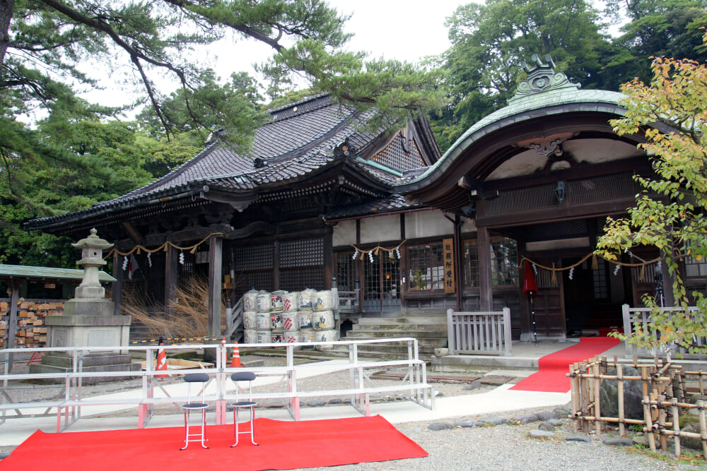 石浦神社の写真 ©663highland(CC-BY-SA-3.0)