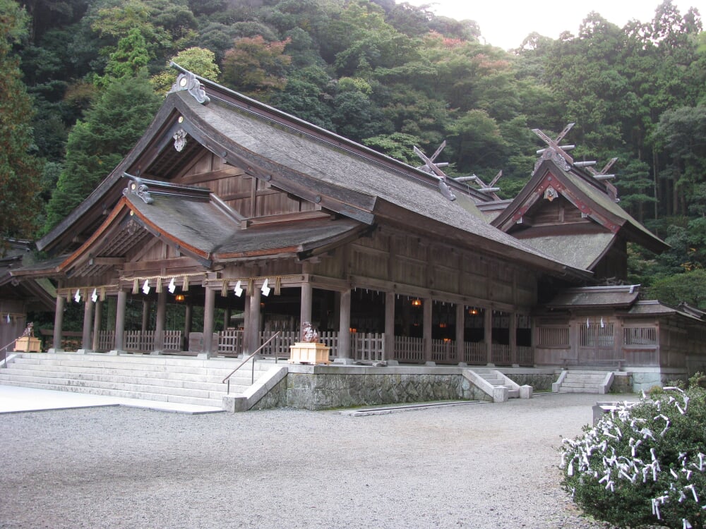 美保神社の写真 ©Aimaimyi(CC BY-SA 3.0)