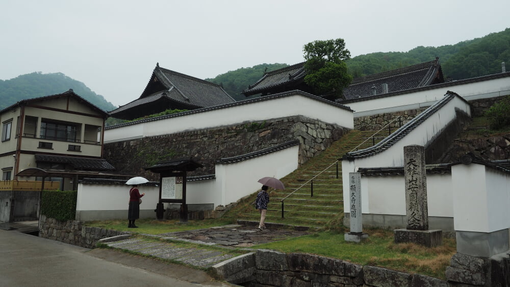 頼久寺の写真 ©Ka23(CC BY-SA 4.0)