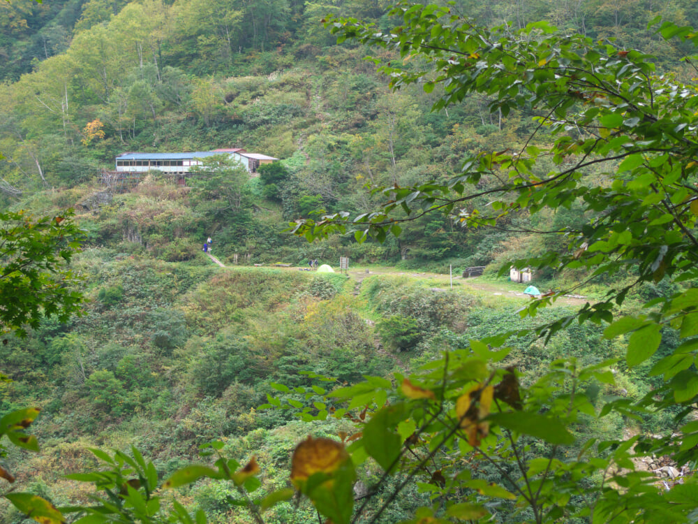 阿曽原温泉小屋の写真 ©Yasu(CC BY-SA 3.0)