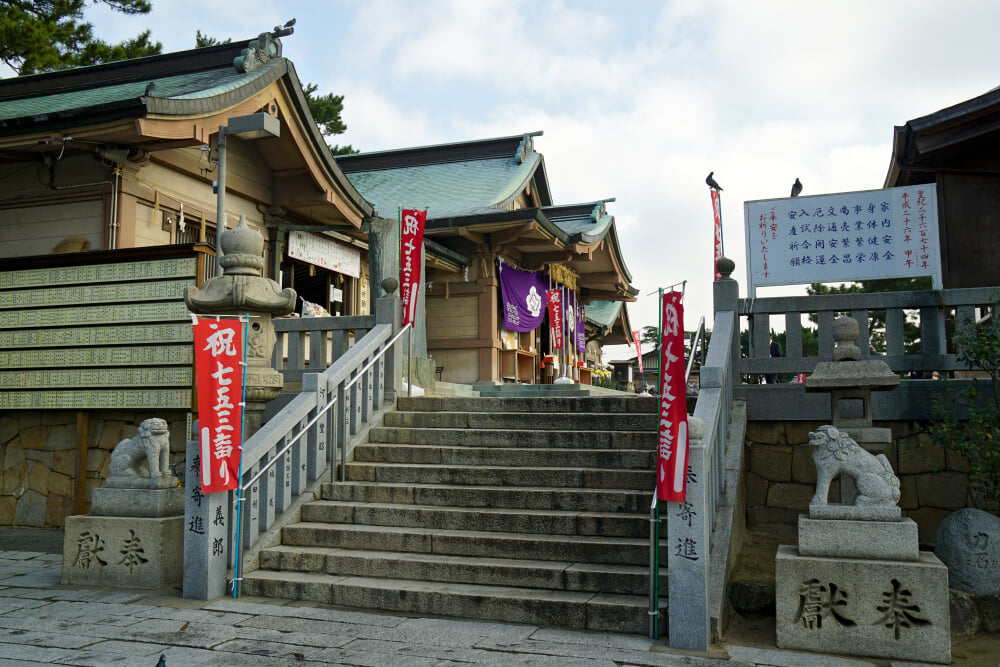 亀山八幡宮の写真 ©663highland(CC-BY-SA-3.0)