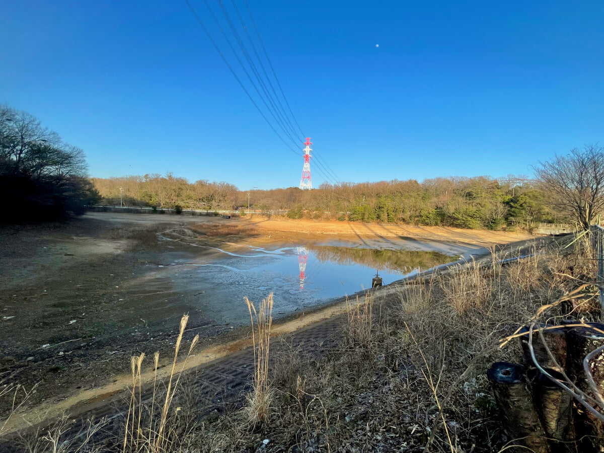 潮見坂平和公園の写真 ©KKPCW(CC BY-SA 4.0)