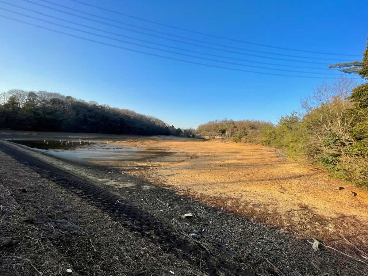 潮見坂平和公園の写真 ©KKPCW(CC BY-SA 4.0)