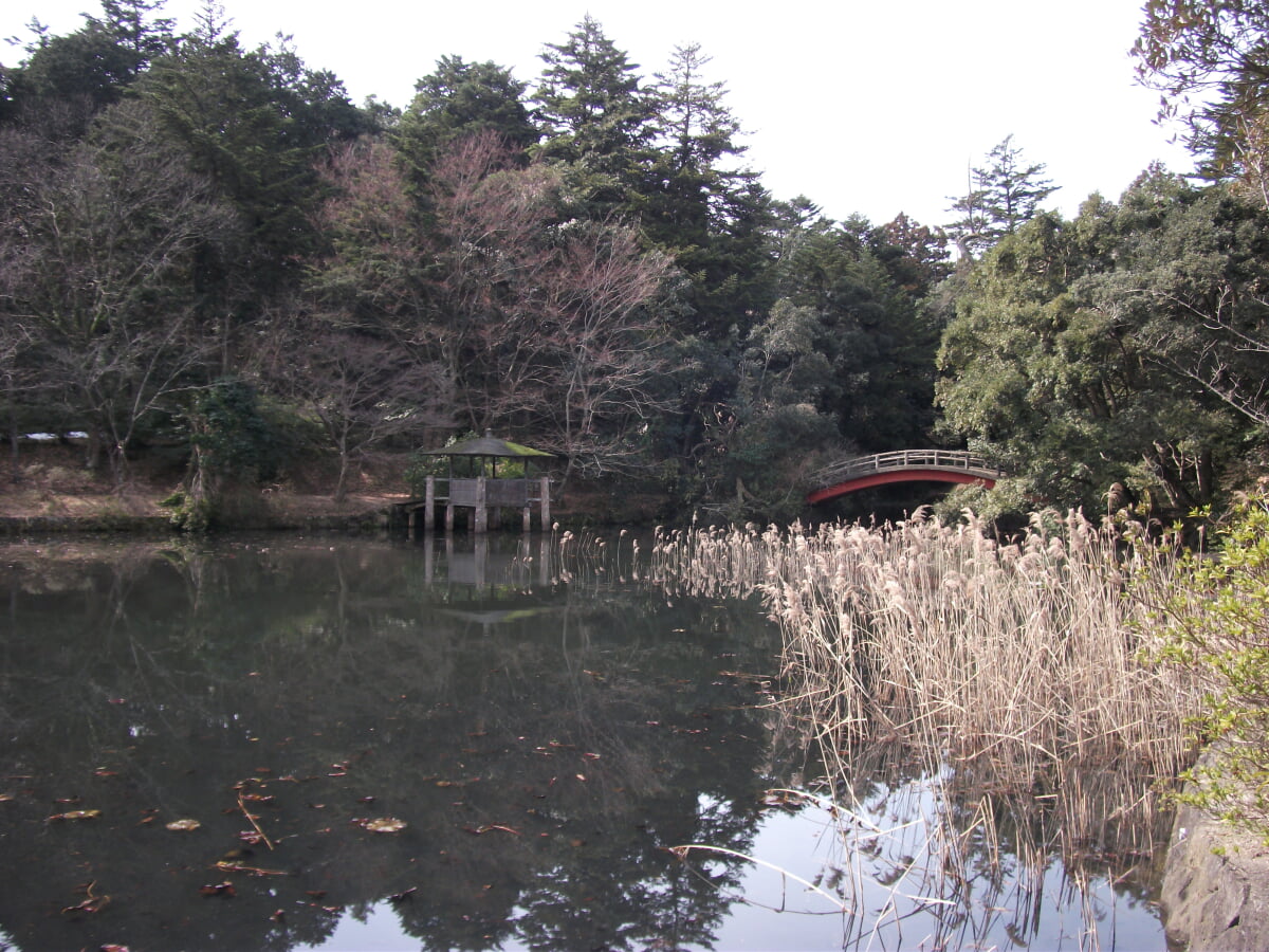 国指定名勝 楽山園の写真 ©Multi Ewell(CC BY 3.0)