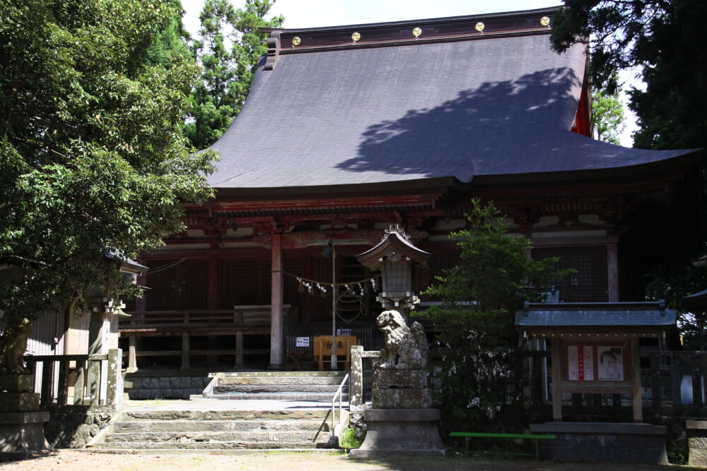 零羊崎神社の写真 ©ChiefHira(CC BY-SA 3.0)