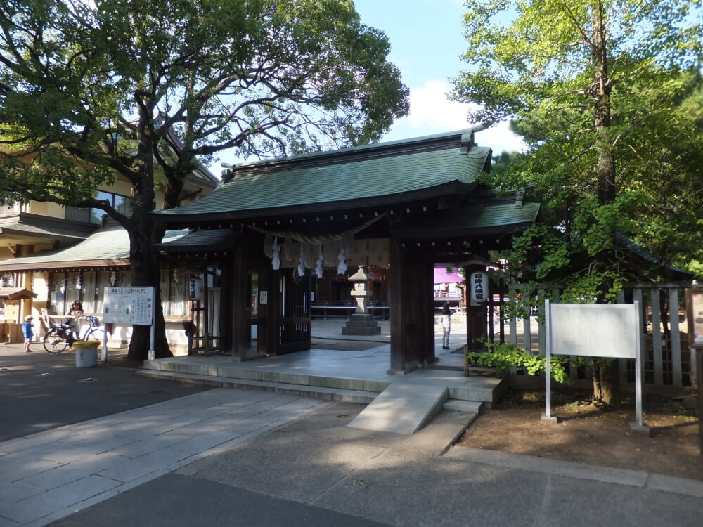 葛飾八幡宮の写真 ©掬茶(CC BY-SA 3.0)