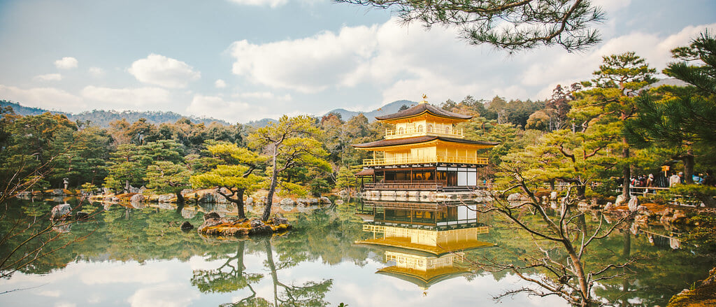 鹿苑寺 金閣寺の写真 ©hans-johnson(CC BY-ND 2.0)