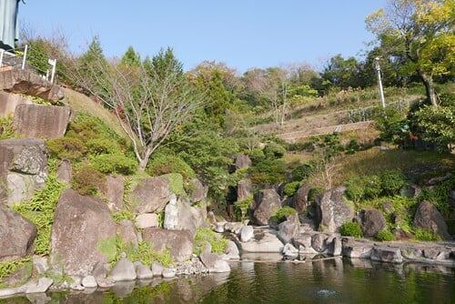 藍のあまくさ村の写真 ©toshifukuoka(CC BY-SA 2.0)