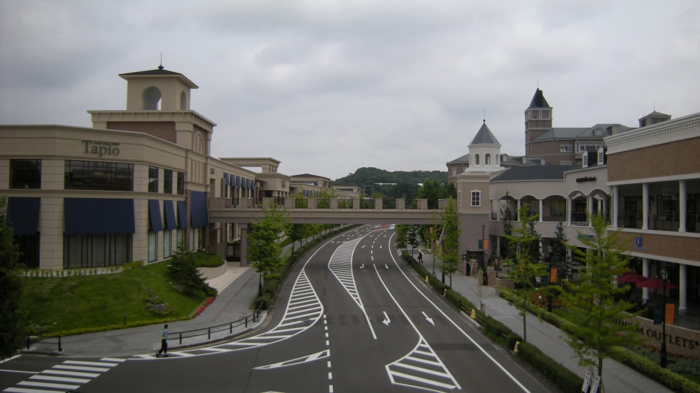 仙台泉プレミアム・アウトレットの写真 ©Wkatsuhiro(Public domain)